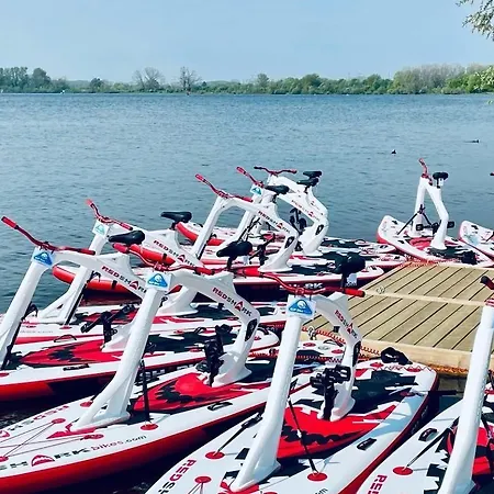 Premium Game Villas, Parc Maasresidence