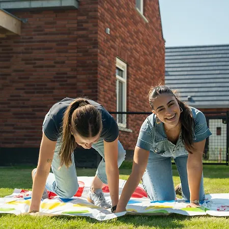 Premium Game Villas, Parc Maasresidence *