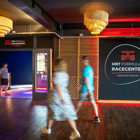 Premium Game Villas, Parc Maasresidence *